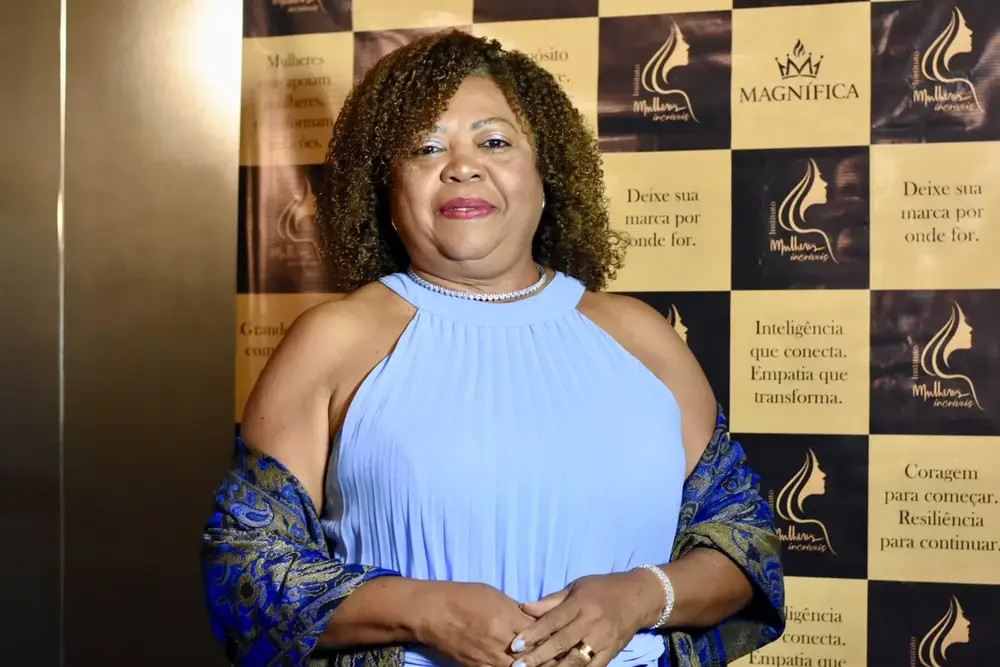 Emília no evento Magnífica